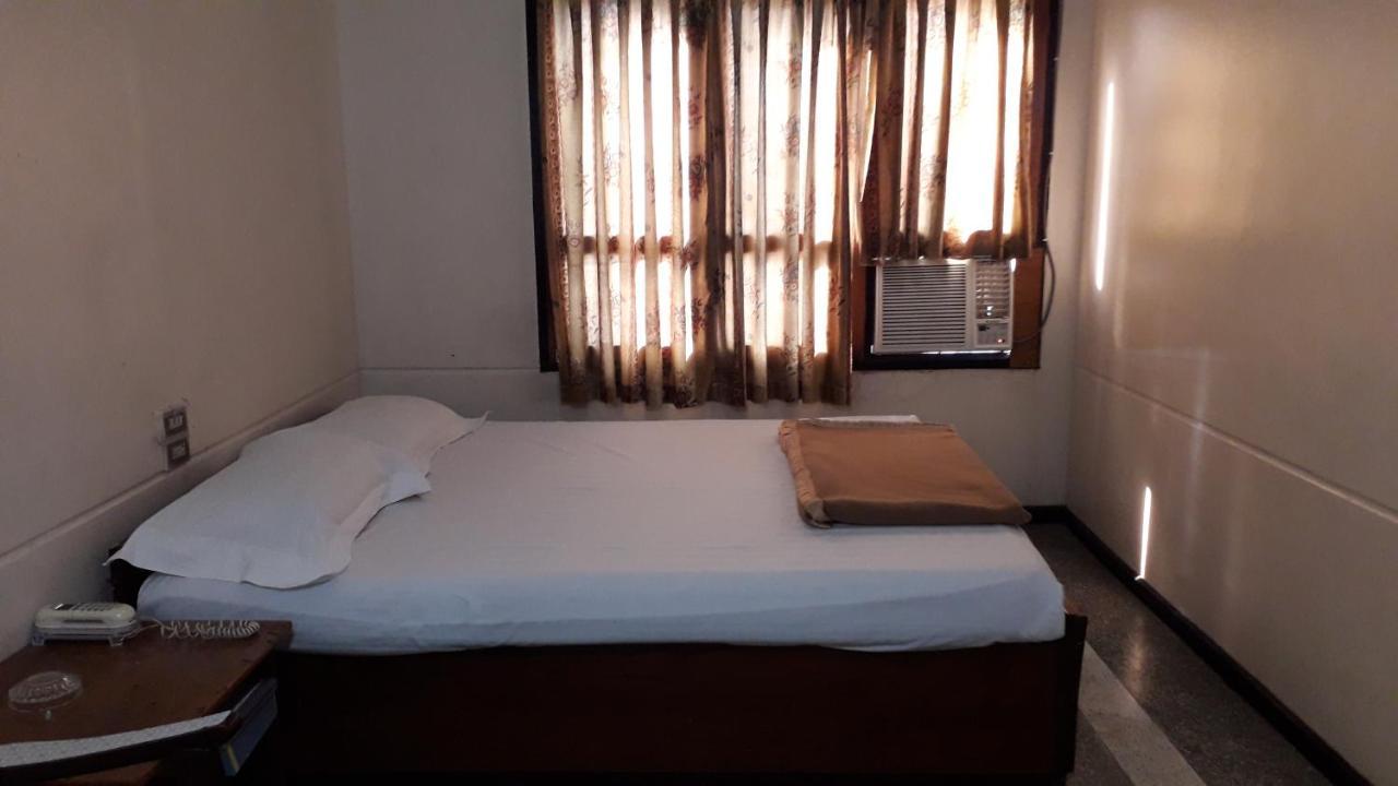 Taim Phyu Hotel Mandalay Exterior photo