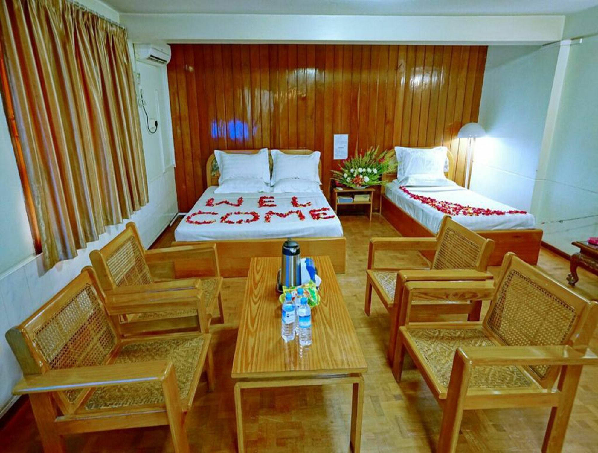 Taim Phyu Hotel Mandalay Exterior photo
