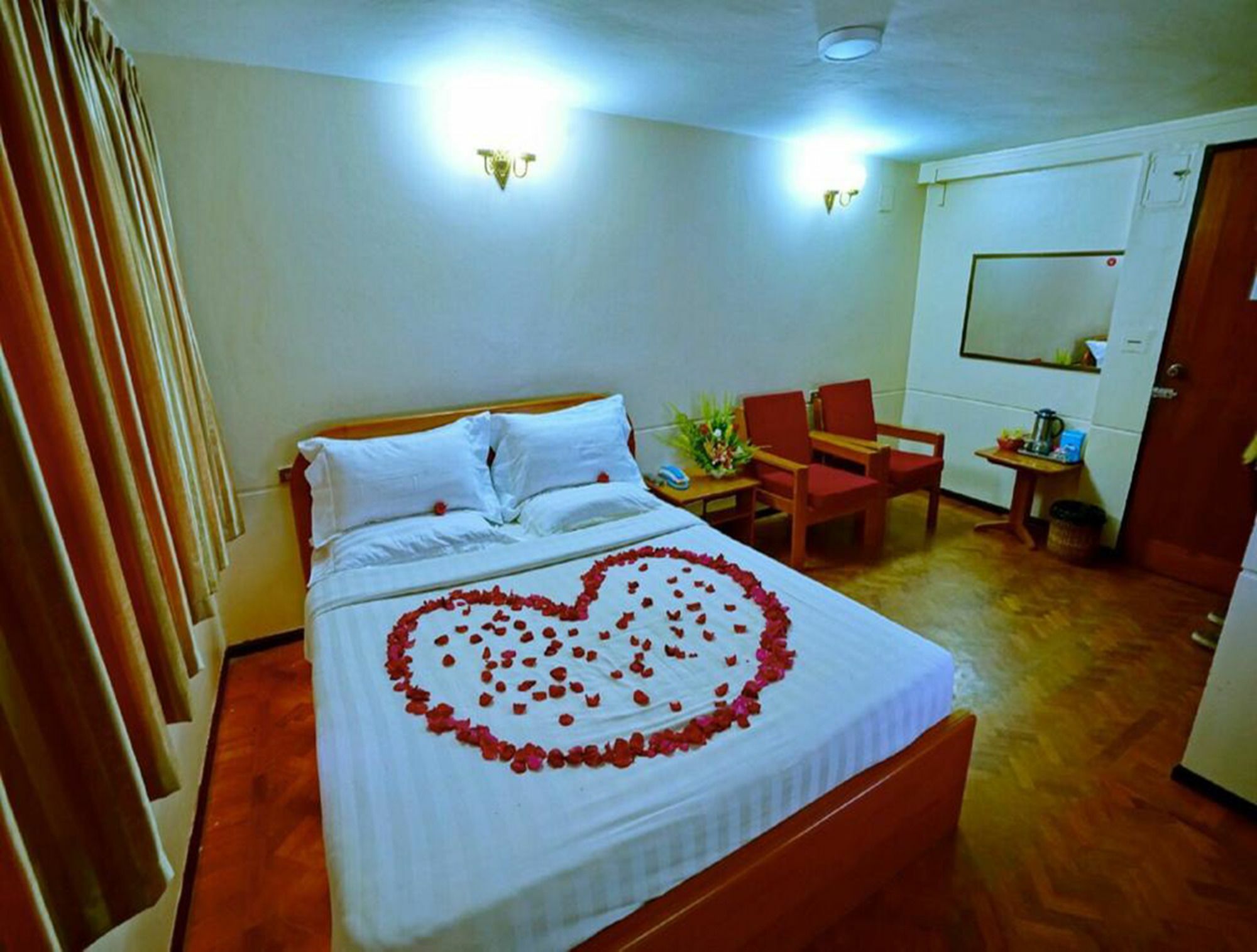 Taim Phyu Hotel Mandalay Exterior photo