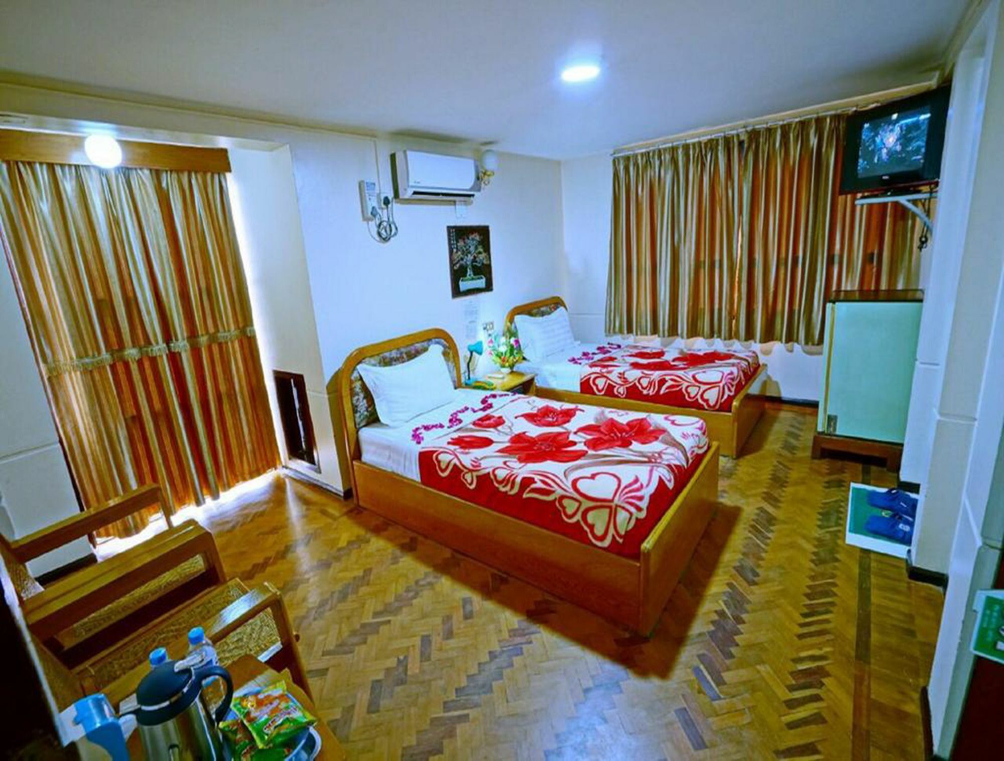 Taim Phyu Hotel Mandalay Exterior photo