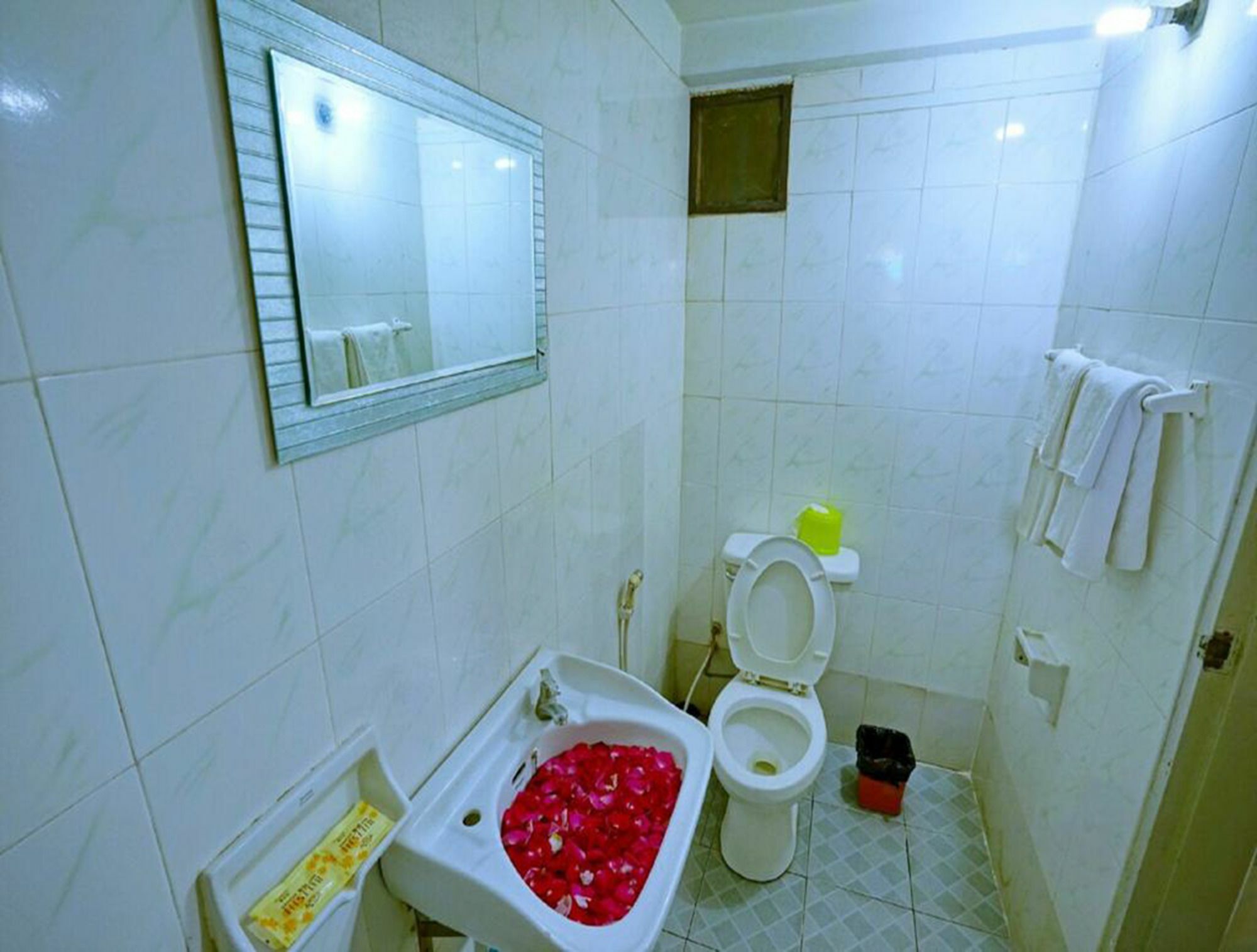 Taim Phyu Hotel Mandalay Exterior photo
